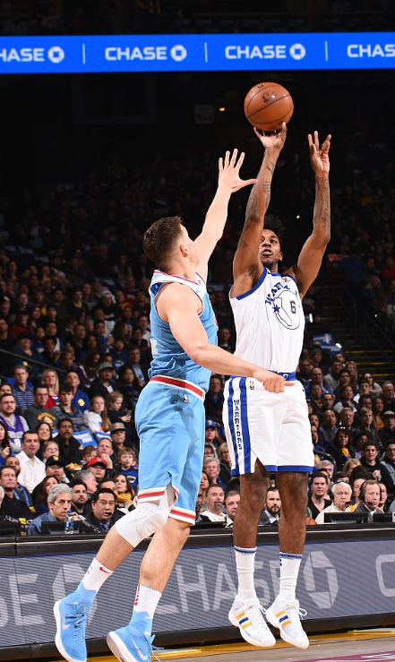 恒大国脚做青训直面现实：想踢职业的孩子少了（恒大国脚投身青训直言现实：立志踢职业的孩子在减少）