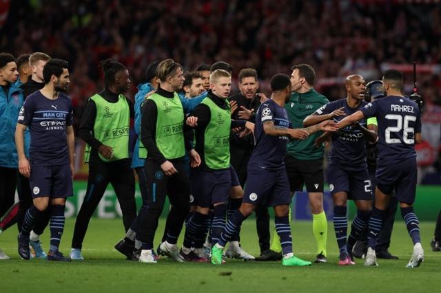 半场战报：巴西国际1-0桑托斯，帕特里克破门（半场快讯：巴西国际1-0领先桑托斯，帕特里克建功）