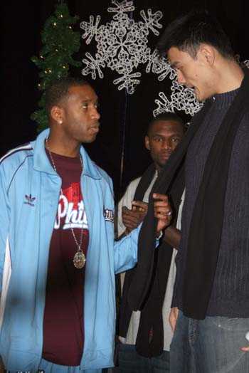 阿隆索和萨拉赫到底谁先离开球队？阿隆索看起来离开皇马会早一些（谁会先告别各自球队：萨拉赫还是阿隆索？迹象显示阿隆索或将更早离开皇马）