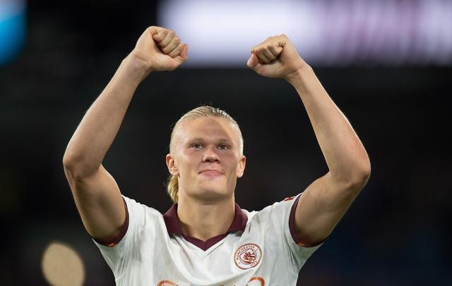 重庆铜梁龙冲超成功，重庆足球时隔4个赛季重返中超（重庆铜梁龙完成冲超，重庆足球阔别四个赛季重回中超）